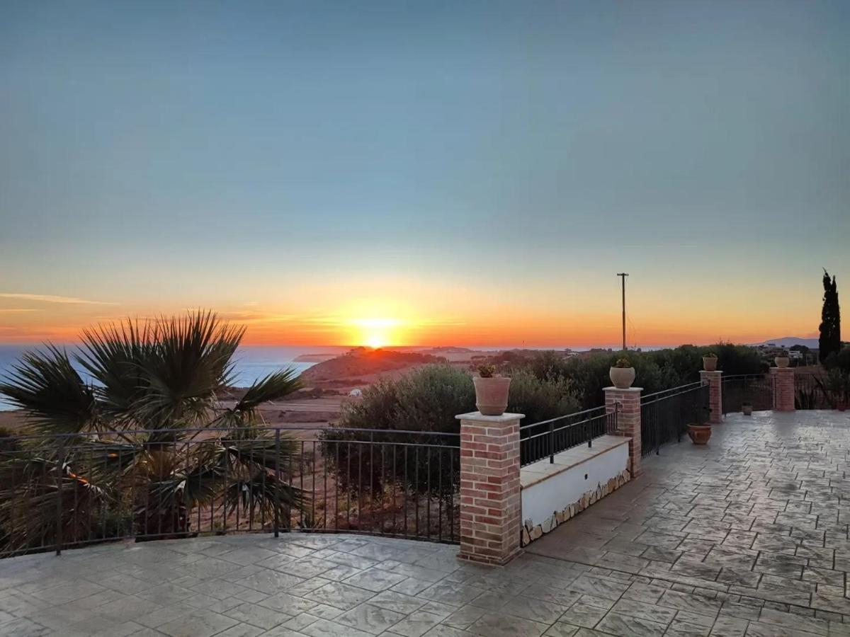 Il Casale Di Bovo Marina Villa Montallegro Ngoại thất bức ảnh
