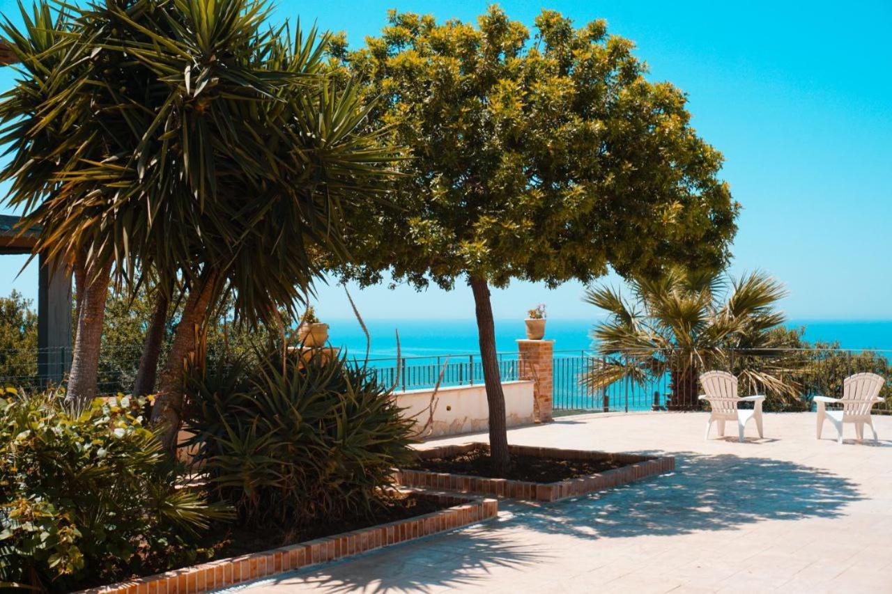 Il Casale Di Bovo Marina Villa Montallegro Ngoại thất bức ảnh